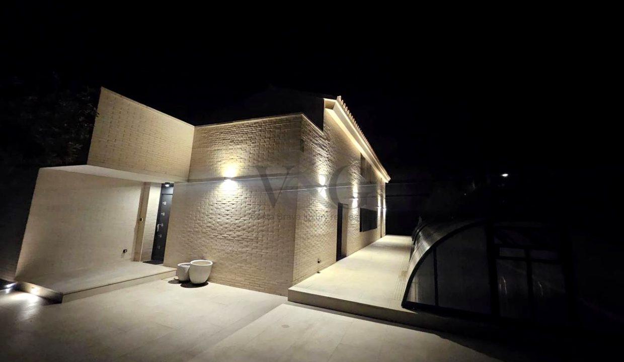 13b80d80-0004195107