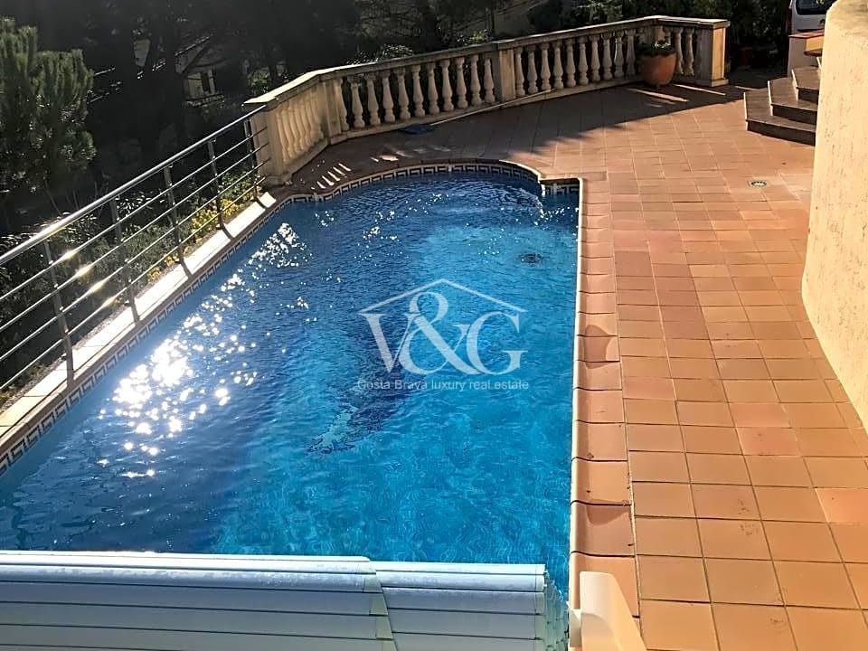 1a0154c4-0003893535