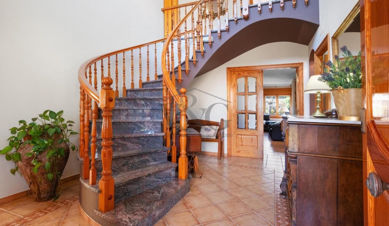 b3dff409-0004121846