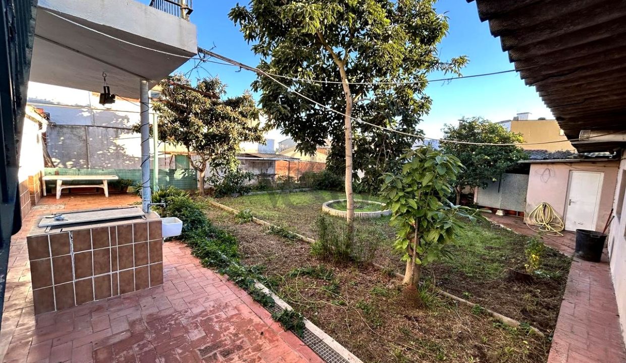 c639fa00-0004085744