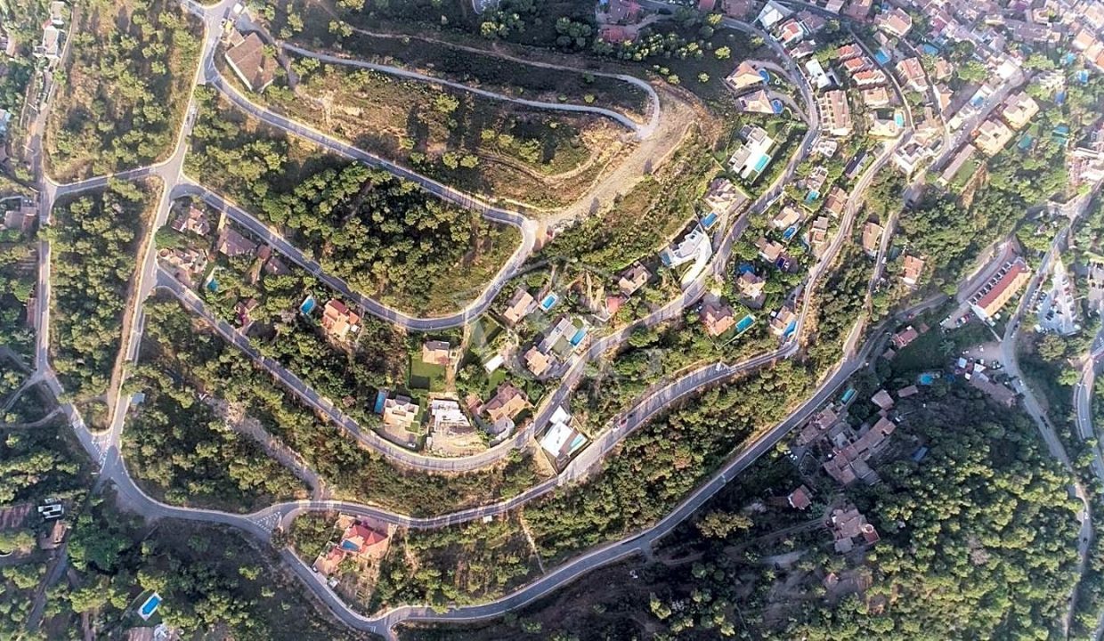 cb1ca047-0001876805