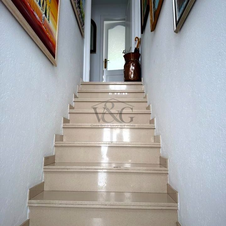 63a6bb46-0004257216